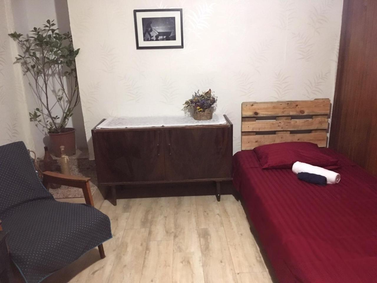 Birdhouse Rooms Тбилиси Экстерьер фото