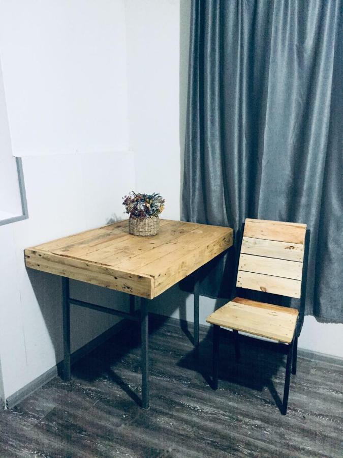 Birdhouse Rooms Тбилиси Экстерьер фото