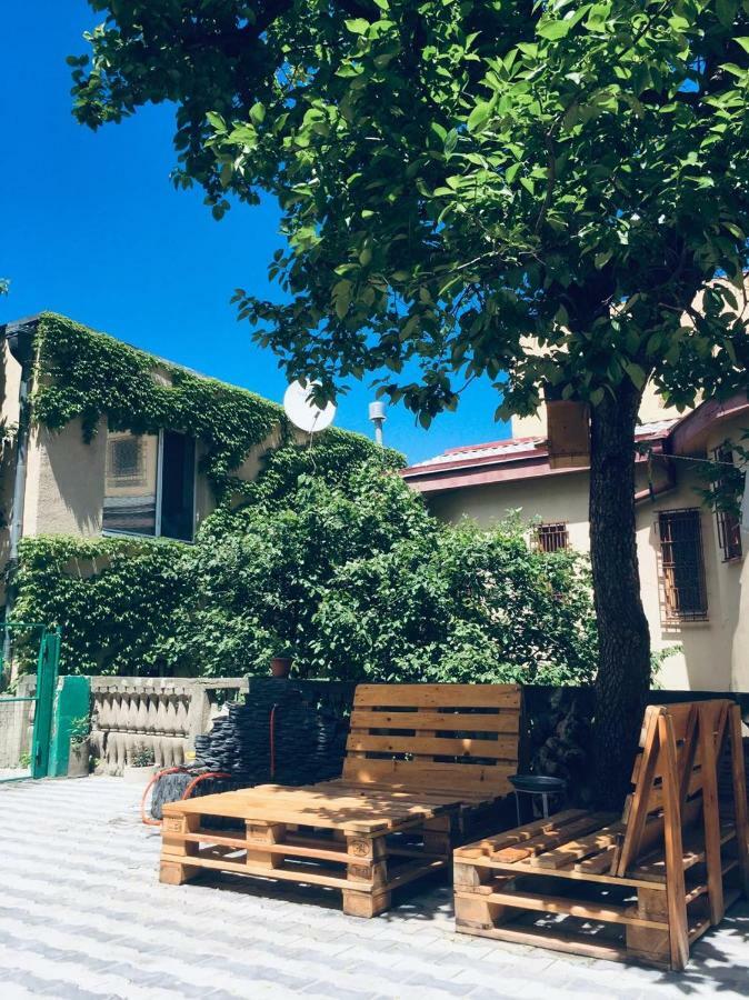 Birdhouse Rooms Тбилиси Экстерьер фото